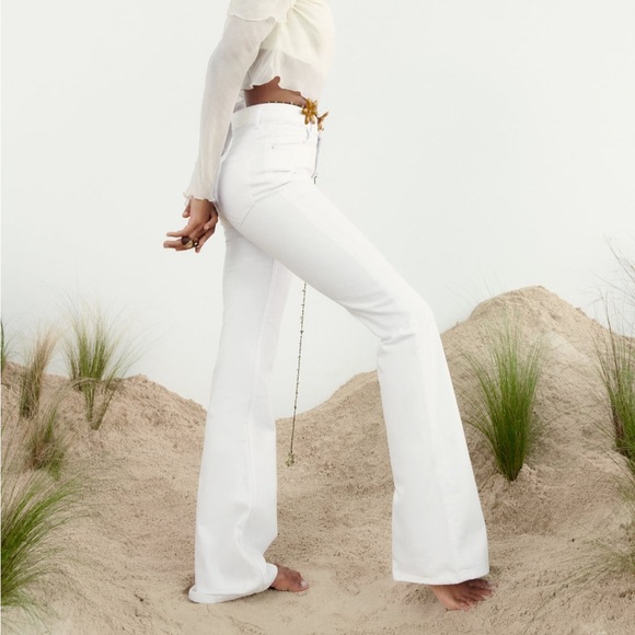 Zara white high rise flared jeans Sz 2 - Picture 8 of 9